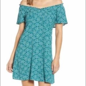 🆕 Row A Off the Shoulder Summer Dress